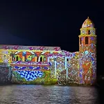 AZUR-Les pieds dans l\'eau-Vue sur Mer et Clocher de Collioure en toile de fond - WIFI - PARKING